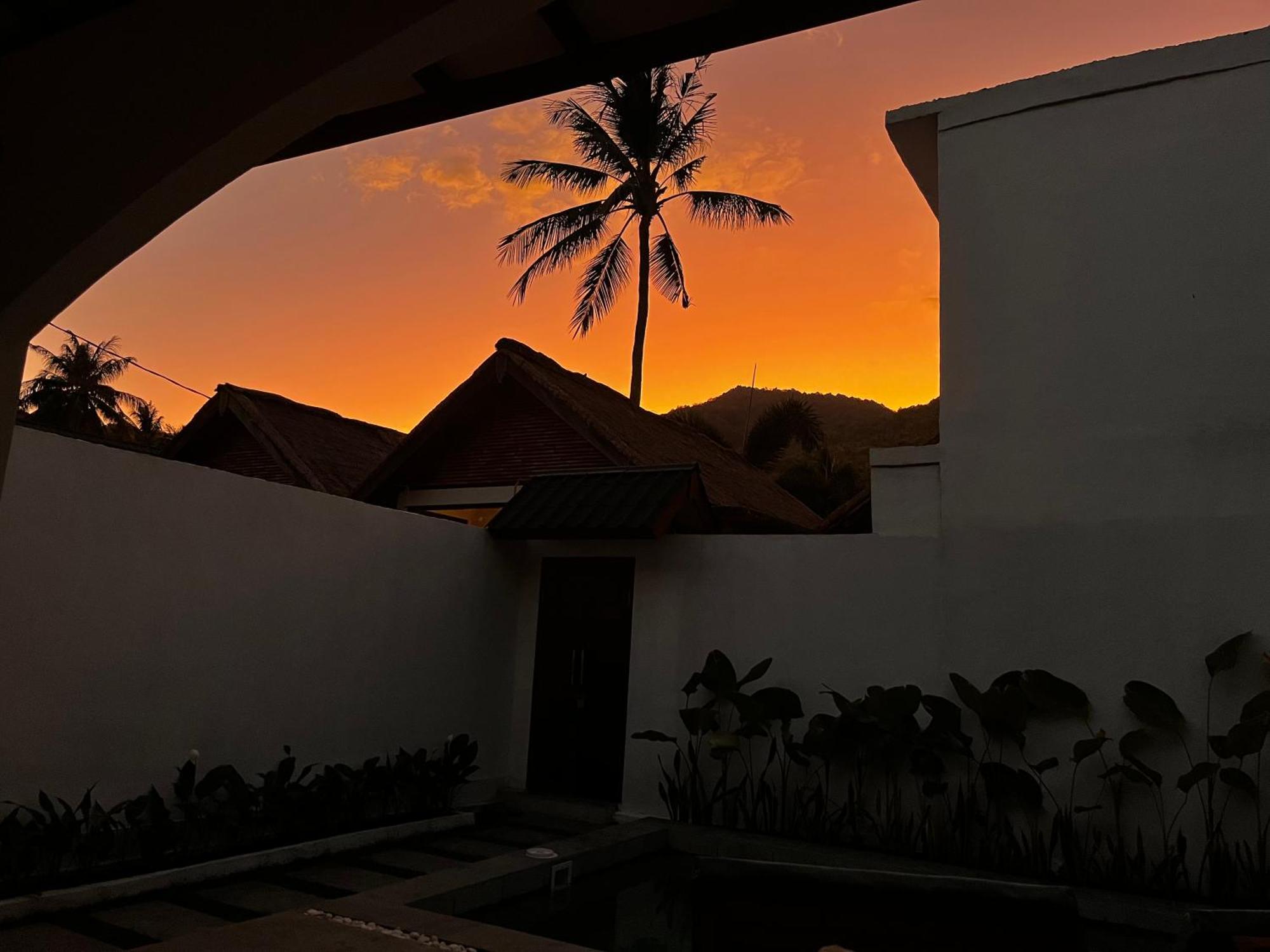 Cozy Cottages Lombok Senggigi Exterior photo