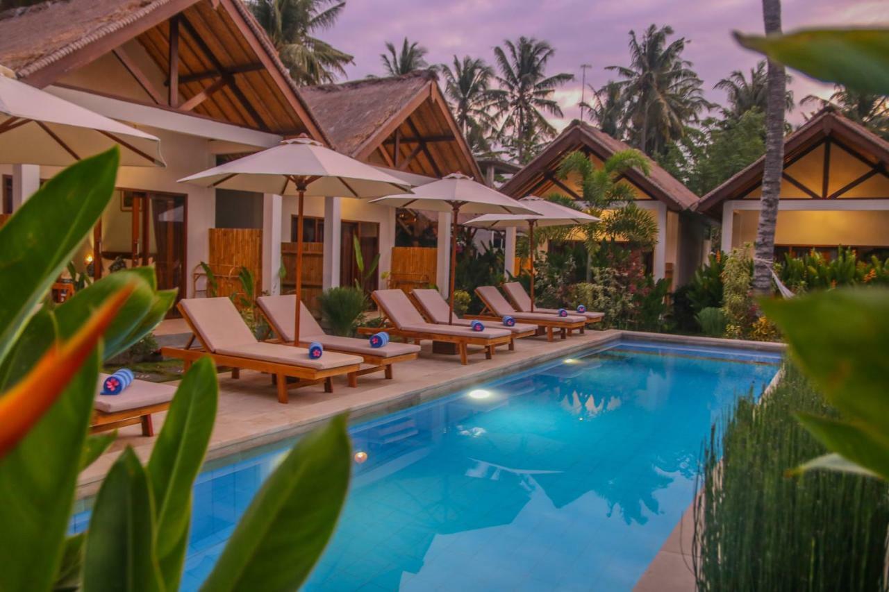 Cozy Cottages Lombok Senggigi Exterior photo