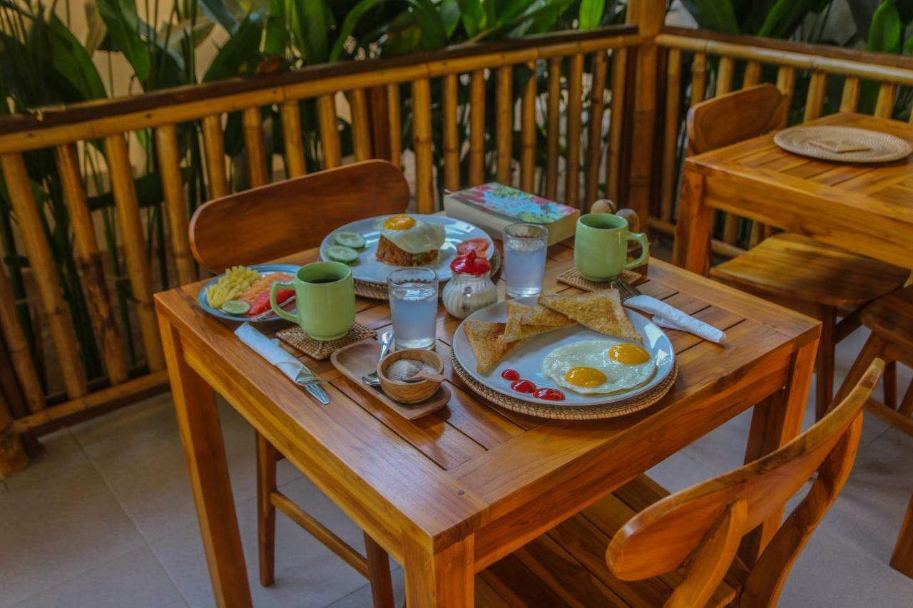 Cozy Cottages Lombok Senggigi Exterior photo