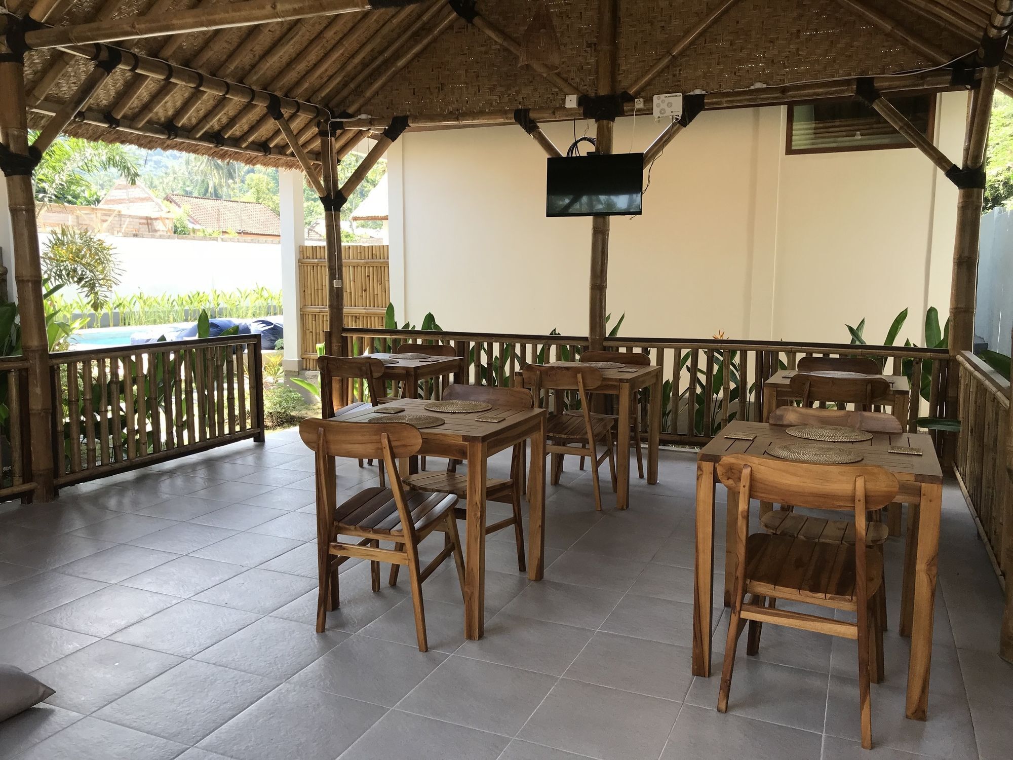 Cozy Cottages Lombok Senggigi Exterior photo