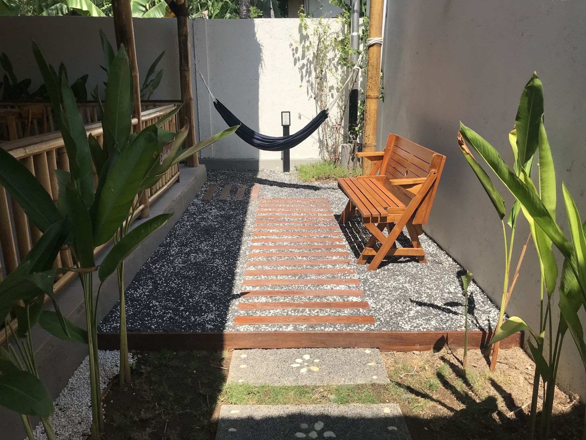 Cozy Cottages Lombok Senggigi Exterior photo